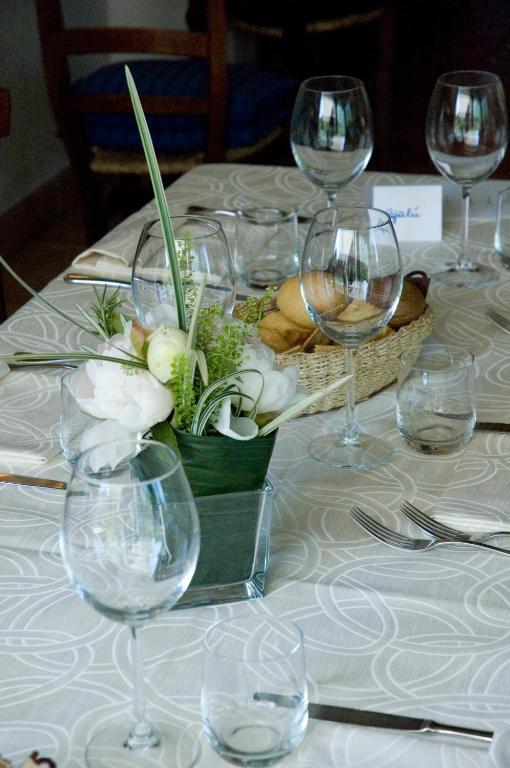 Locanda La Casetta Angera Zewnętrze zdjęcie