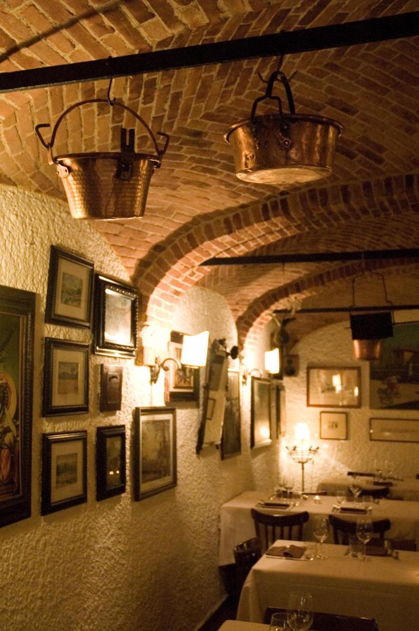 Locanda La Casetta Angera Zewnętrze zdjęcie